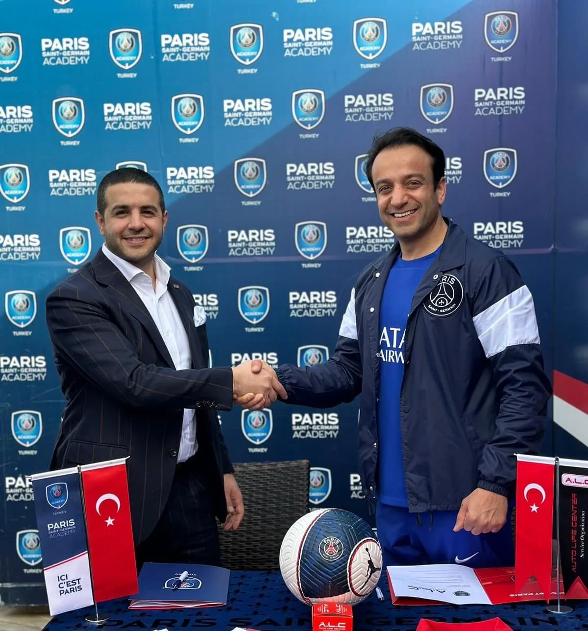 ALC Servis, Paris Saint-Germain Academy World Cup’a Giden 3 Kız Sporcuya Sponsor Oldu